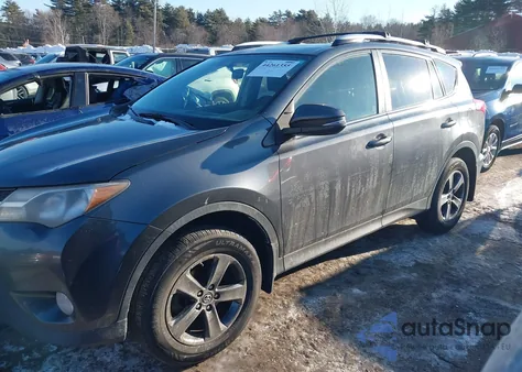 2015 Toyota Rav4 Xle z USA, uszkodzony, nr VIN JTMRFREV9FD149054